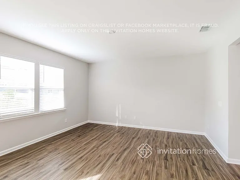 2102 Blackbird Cir — Photo 5