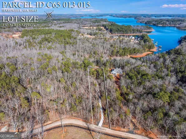 395 Tom Cobb Dr, Hartwell, GA 30643