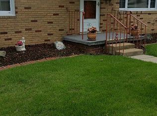 943 Danforth St, Alton, IL 62002