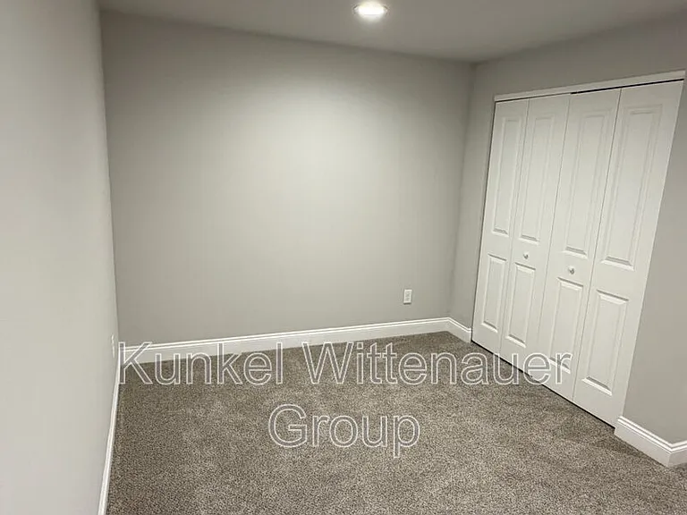 8401D Allied Way — Photo 8