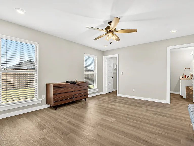 1606 N Dover Ave — Photo 14