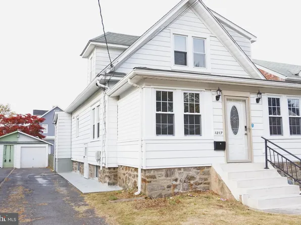 1217 Angora Dr, Yeadon, PA 19050