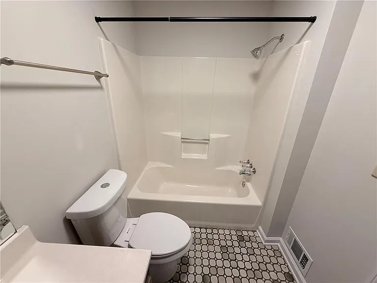 40 Salem Rdg — Photo 26