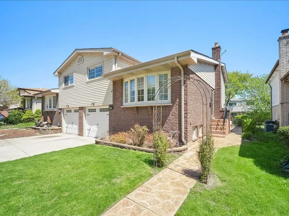 1739 N Windsor Dr, Arlington Heights, IL 60004