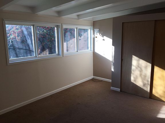 5th image of 3429 Pine St