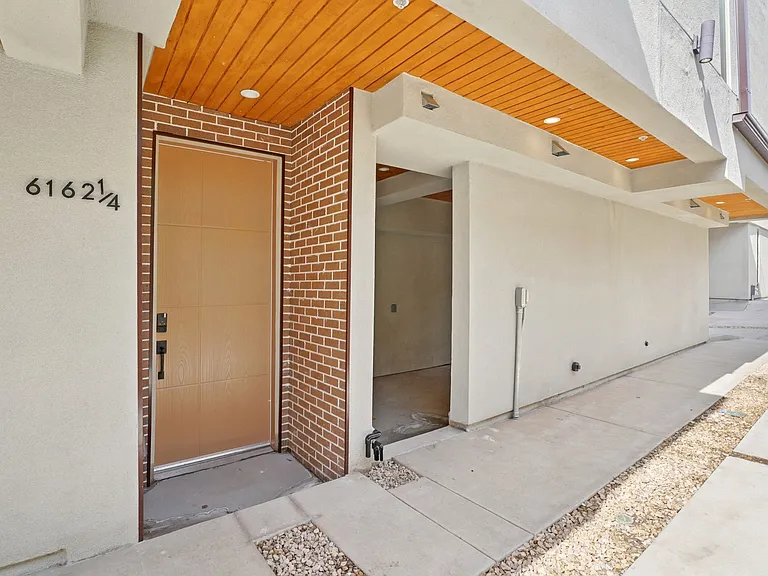 6162 Oak Crest Way #1/4 — Photo 29