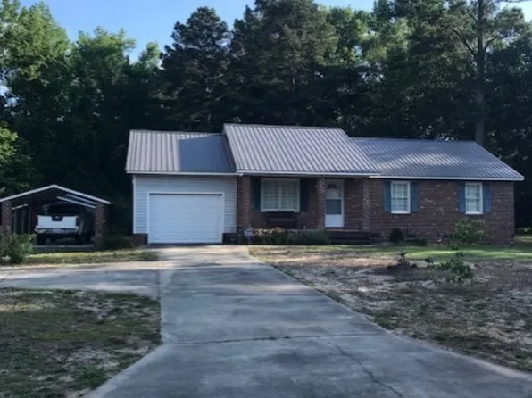 393 Ruskin Rd, Elizabethtown, NC 28337