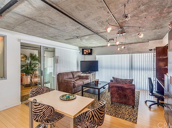 2nd floor Living Area