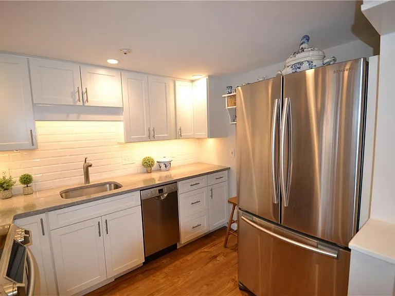 49 Seabreeze Ln #49 — Photo 8