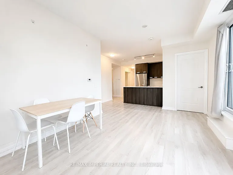 65 Watergarden Dr #403 — Photo 11