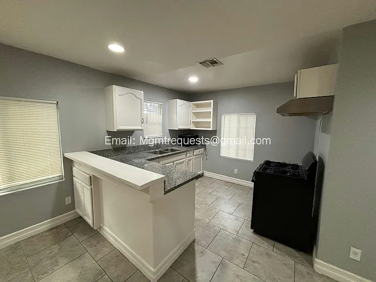 2994 9th St #2994 — Photo 2
