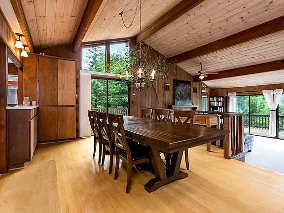 4th image of 180 Riverview Drive