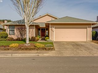 12807 SW Dickson St, King City, OR 97224