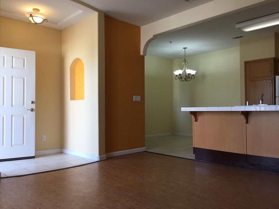 1st image of 610 Sunrise Dr Unit 5F