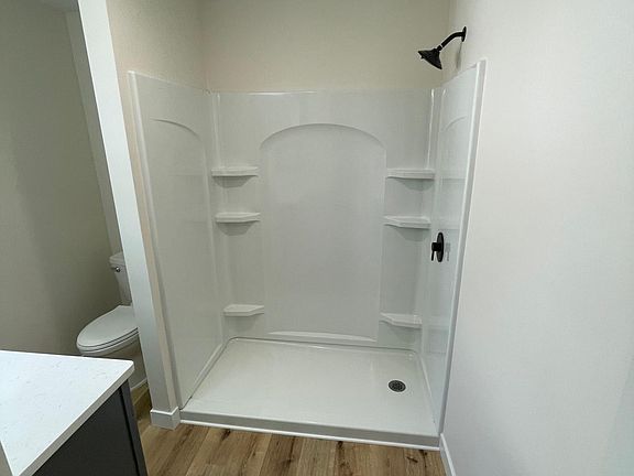 1st floor bathroom shower