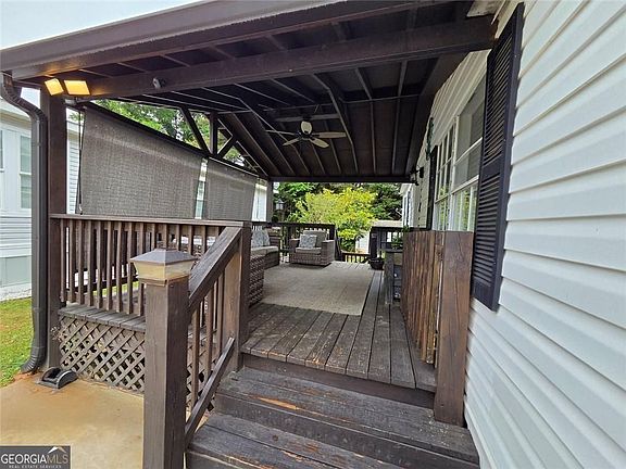 3rd image of 4855 Peachtree Dr