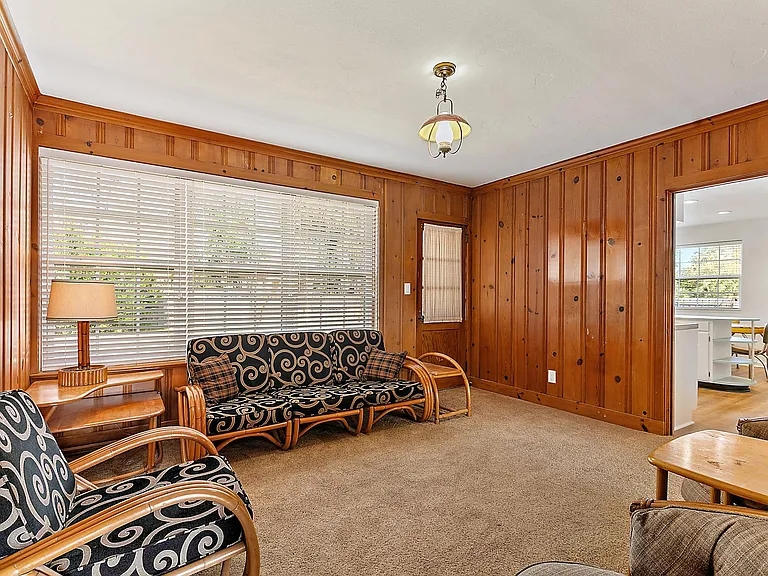 4428 Worth Dr W — Photo 15