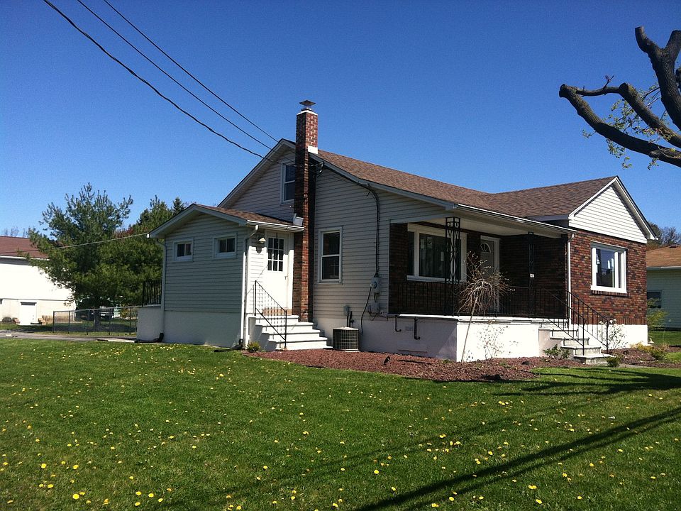 2nd image of 124 N Lehigh Ave