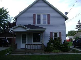 812 Center Ave, Oostburg, WI 53070