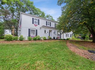 434 Greenwood Ave, Lake Forest, IL 60045