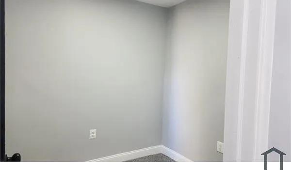 1500 E Baltimore St — Photo 11