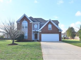 10305 Yandem Ct, Charlotte, NC 28269