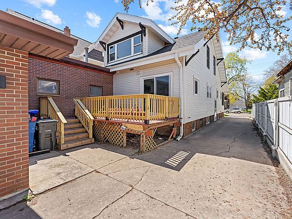 5th image of 1236 Jackson St