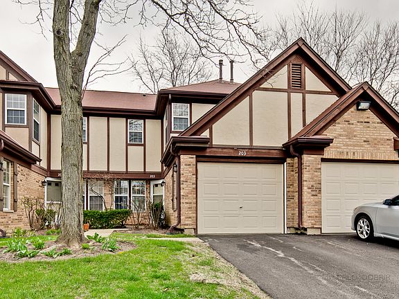 2nd image of 203 Green Knoll Ln #203