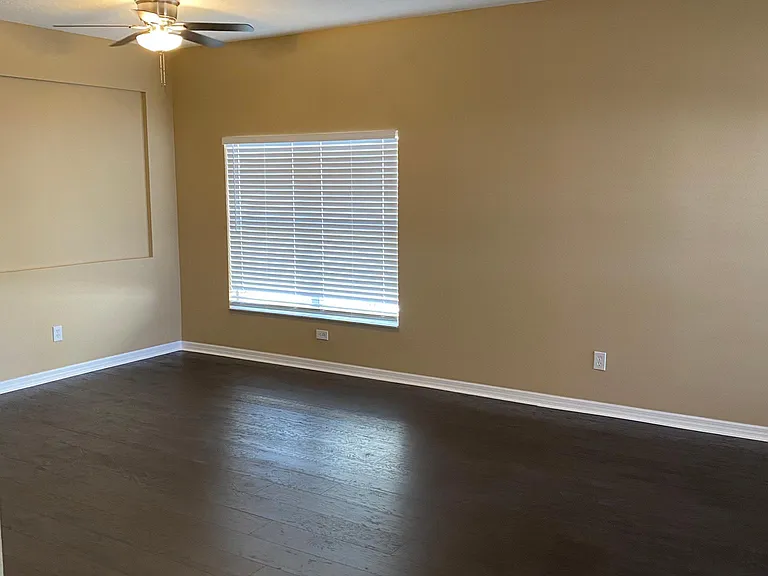 1028 Longville Cir — Photo 6