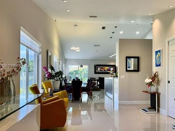 2nd image of 4284 Ironwood Ct