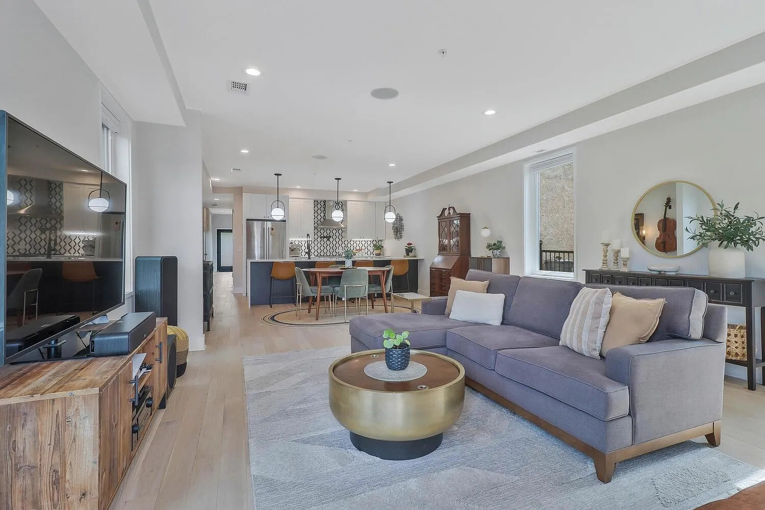2 bed, 2.5 bath, 1485 sqft, $3,295 — Photo 1