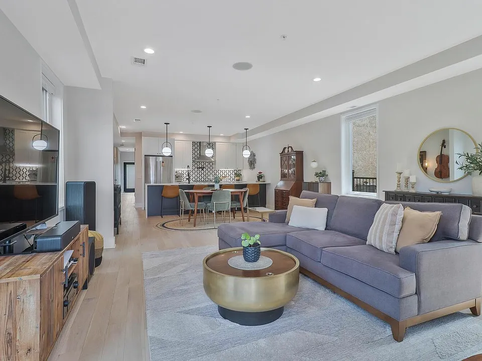 1151 Oates St NE #2