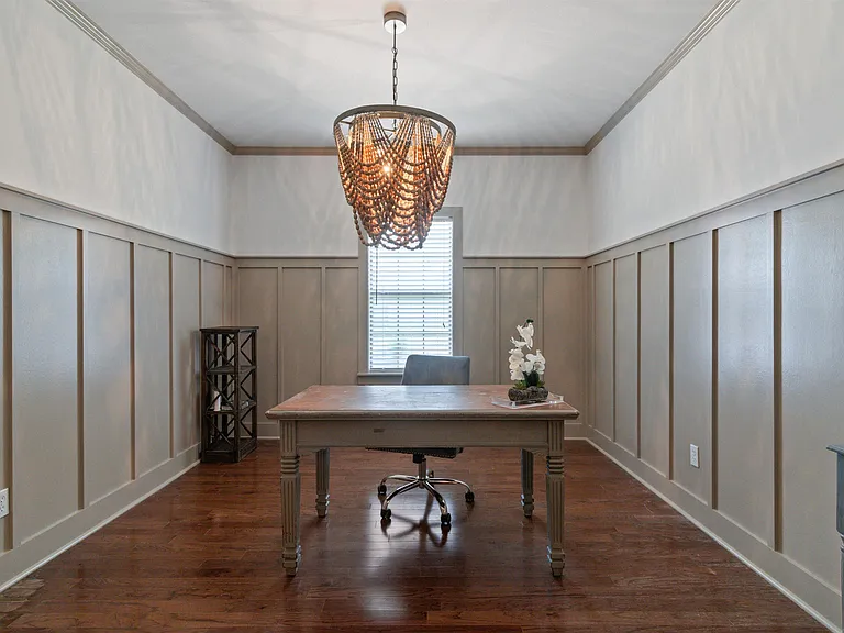 13717 Napoleon Rd — Photo 9