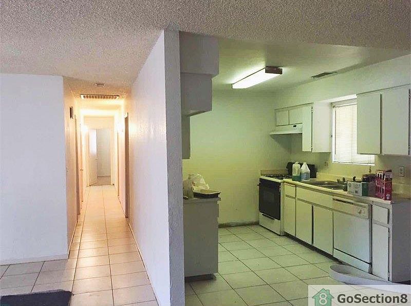 1st image of 4804 E Illinois Ave