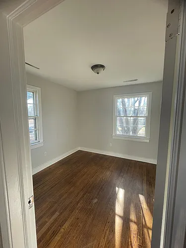 1931 Wakefield Ave #4 Photo 1
