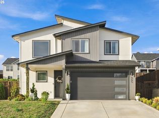 665 W 9th St, La Center, WA 98629