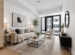 91 Montclair Ave #528, Toronto, ON M5P 1P5