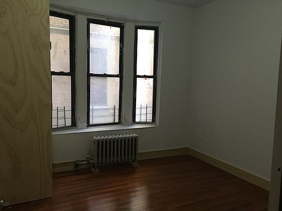 2nd image of 640 W 139th St APT 2
