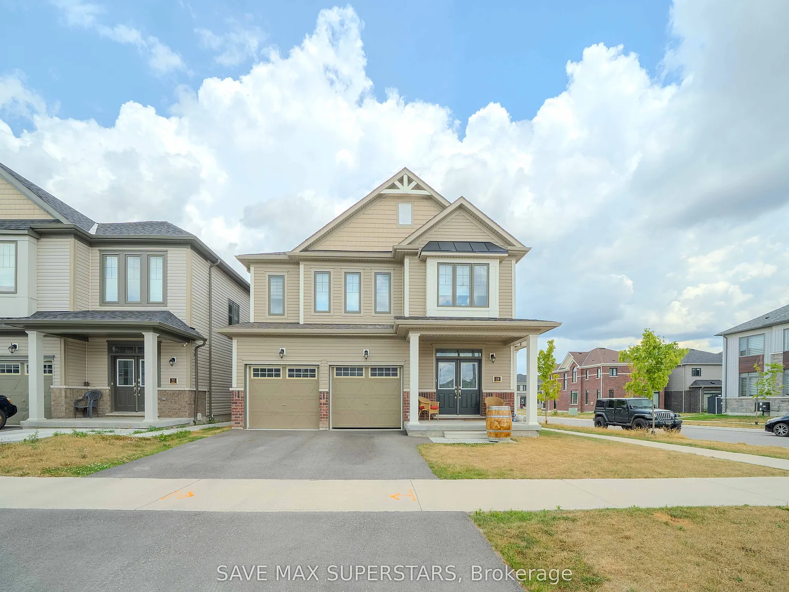 4 bed, $3,300 — Photo 2