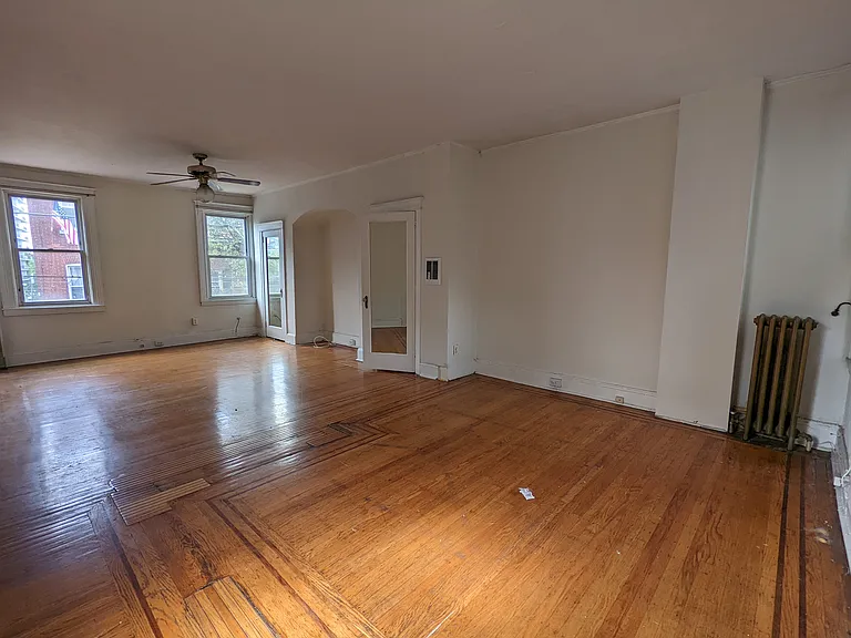 2501-meredith-st-2-6