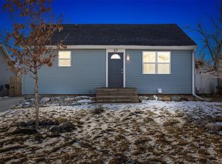 67 26th Ave SW, Cedar Rapids, IA 52404