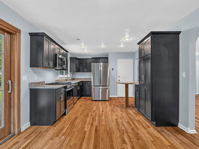 11 Lockwood Ln — Photo 9