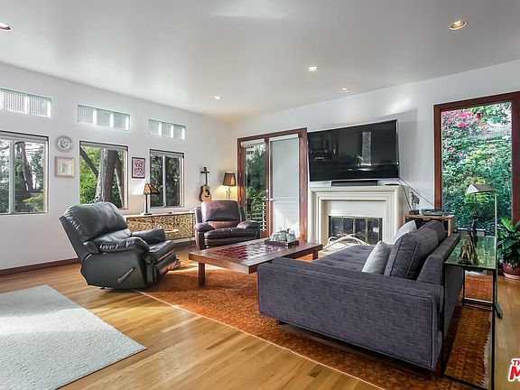 5th image of 6063 Rodgerton Dr