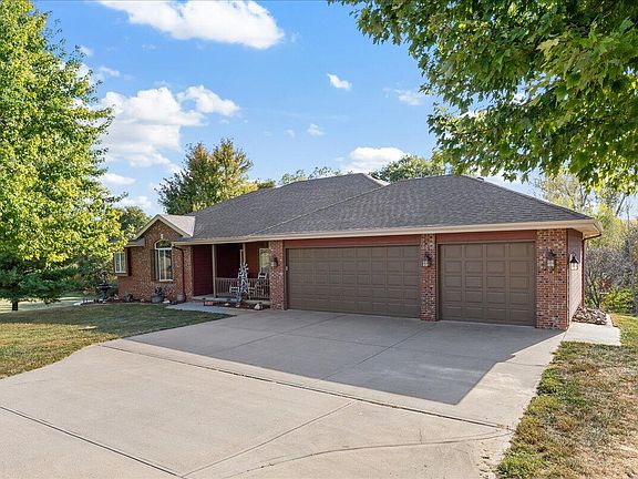 2nd image of 55540 Forrester Valley Ln