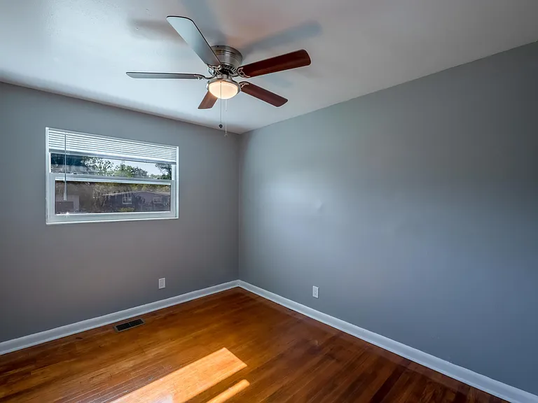 3351 Cesery Blvd — Photo 23