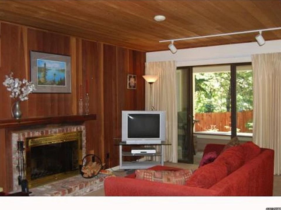 1st image of 121 Juanita Dr #41