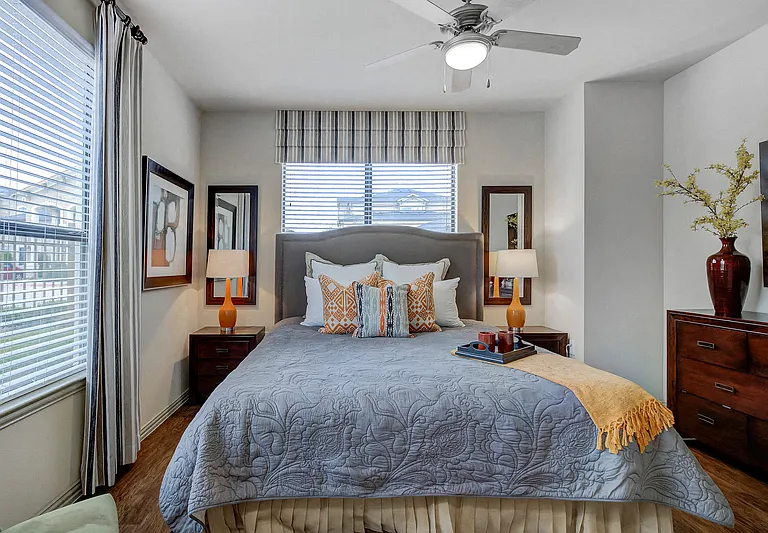 Summercrest Burleson Apartments — Photo 18