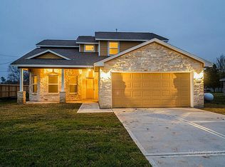 6116 Stoney Brook Dr, Angleton, TX 77515