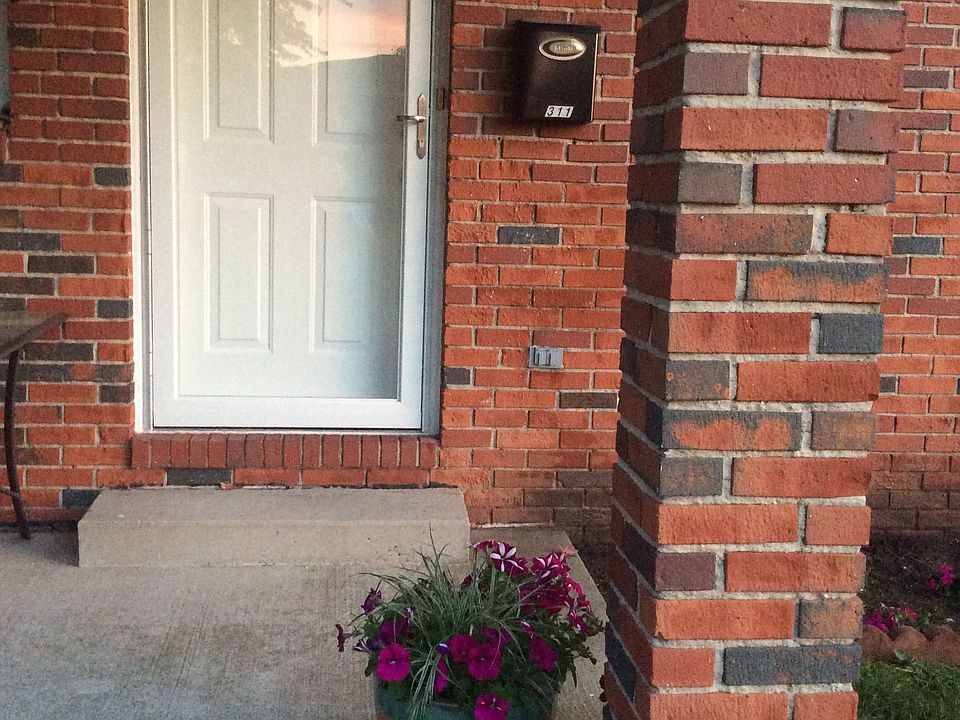 1st image of 311 S Durkin Dr