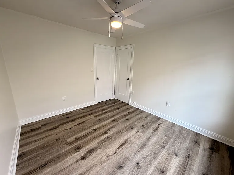 7307 Halldale Ave — Photo 11